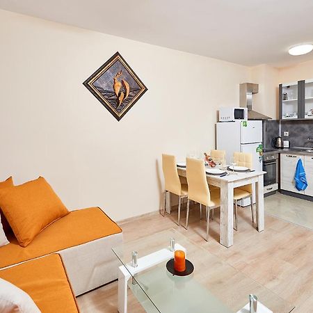 Art Apartments In Pomorie Eksteriør billede